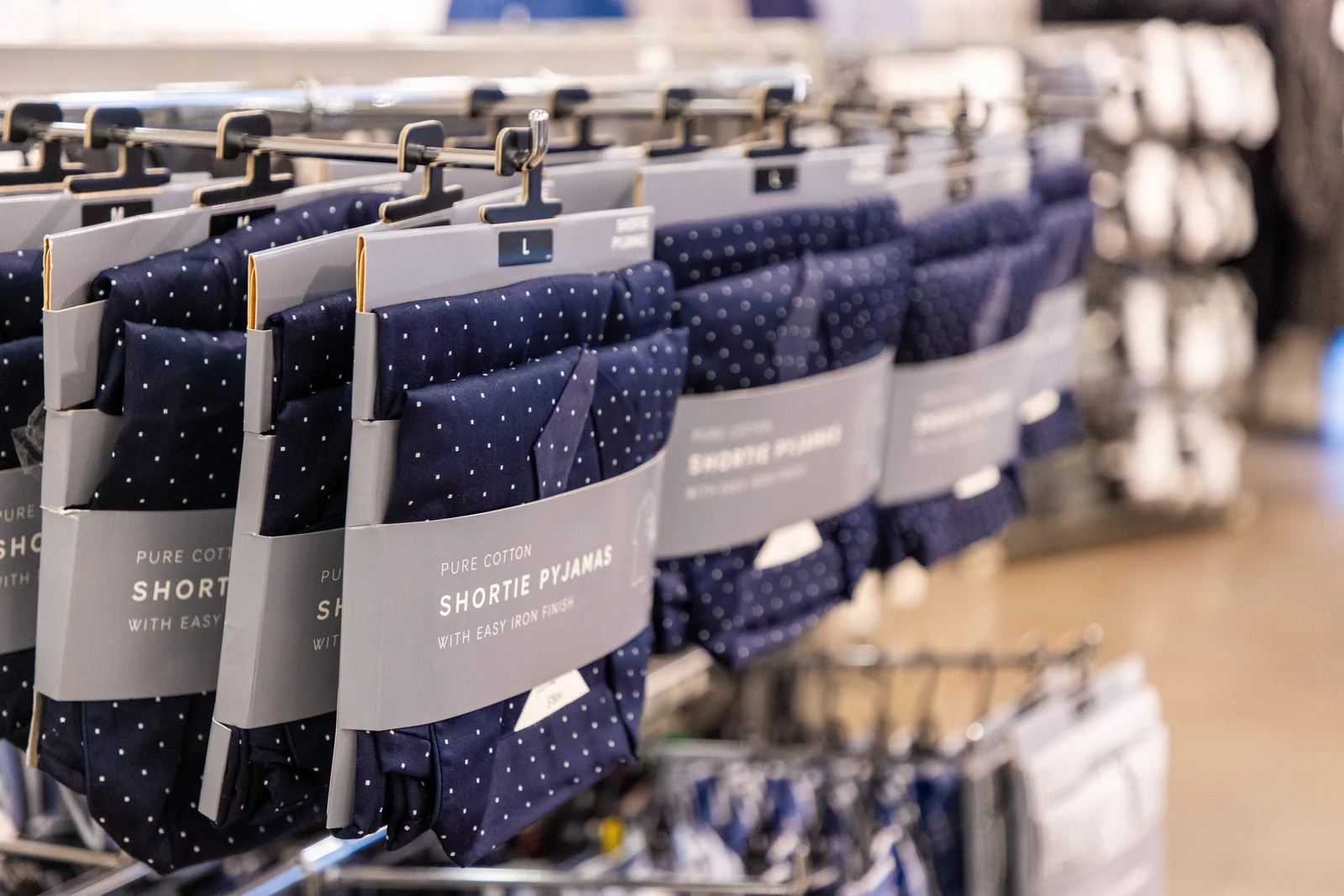 UK: M&S uklanja više od pet miliona plastičnih jedinica iz asortimana muških proizvoda