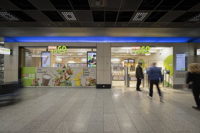 Nemačka: REWE otvorio autonomnu prodavnicu na aerodromu u Frankfurtu